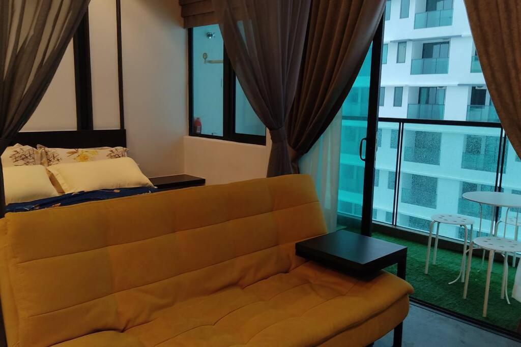 Hidayah Homestay Near Ukm And Ktm Station With High Speed Wifi - Pool & River View Bangi Exterior foto