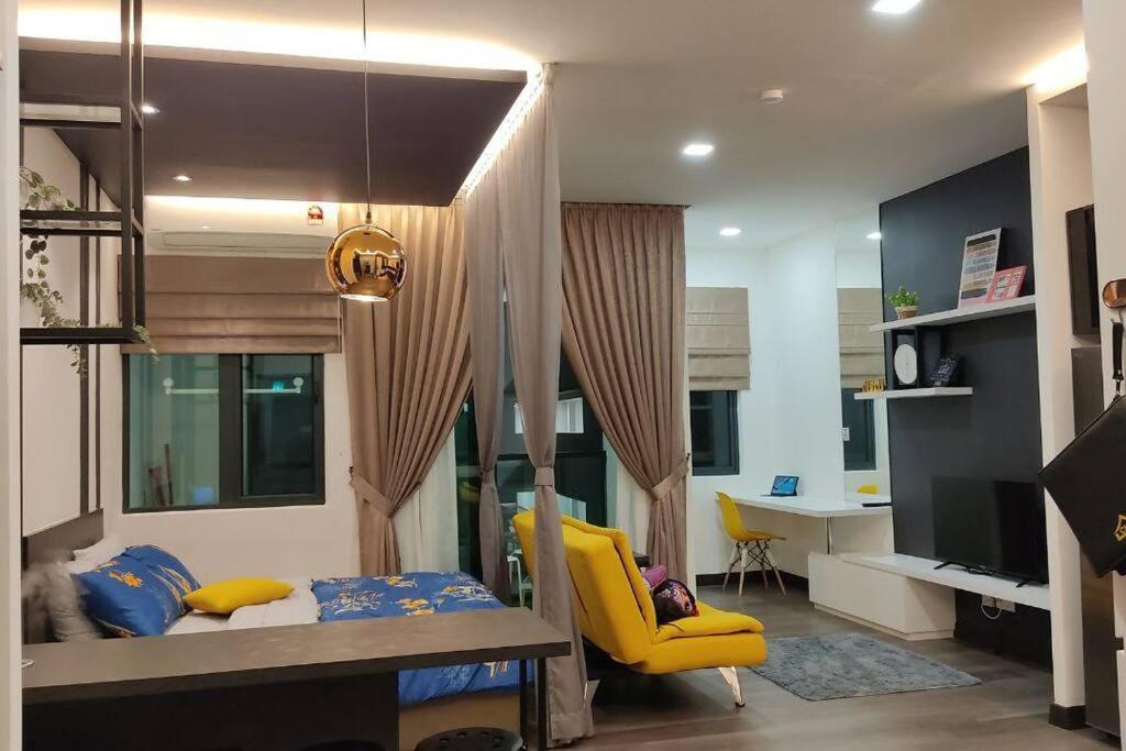 Hidayah Homestay Near Ukm And Ktm Station With High Speed Wifi - Pool & River View Bangi Exterior foto