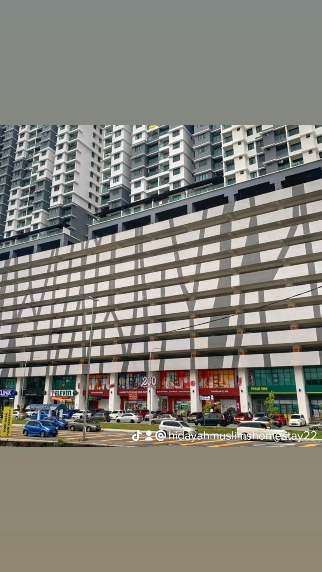 Hidayah Homestay Near Ukm And Ktm Station With High Speed Wifi - Pool & River View Bangi Exterior foto